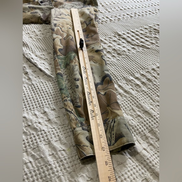 Vintage Redhead Camo Button Up - Picture 5 of 8